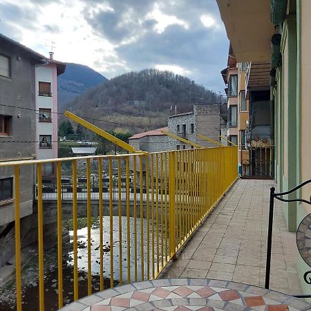 Allotjament Can Polit Camprodon Zewnętrze zdjęcie